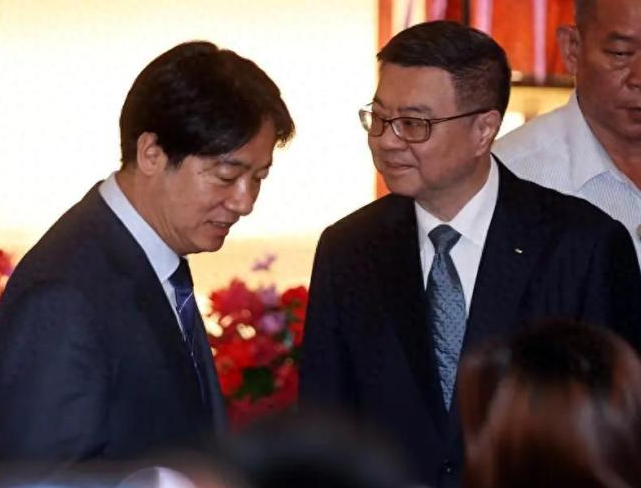 <div style='width:400px; height:20px; overflow:hidden;'><a href='http://duoxiannews.com/article.php?id=5539' target='_blank'>朱立伦呼吁罢免赖清德 民众怒吼</a></div>